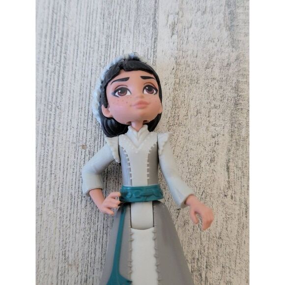 Frozen 2 honey maren villager Forest Hasbro toy figure - Picture 3 of 4